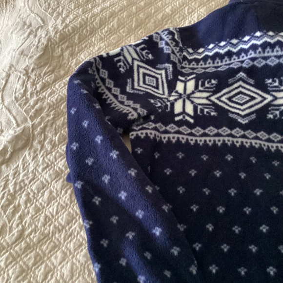 Vineyard vines boys size 16 fleece sweater snowflake theme - Picture 15 of 16